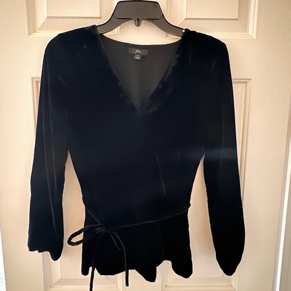 EUC J.crew velvet peplum blouse 2 black